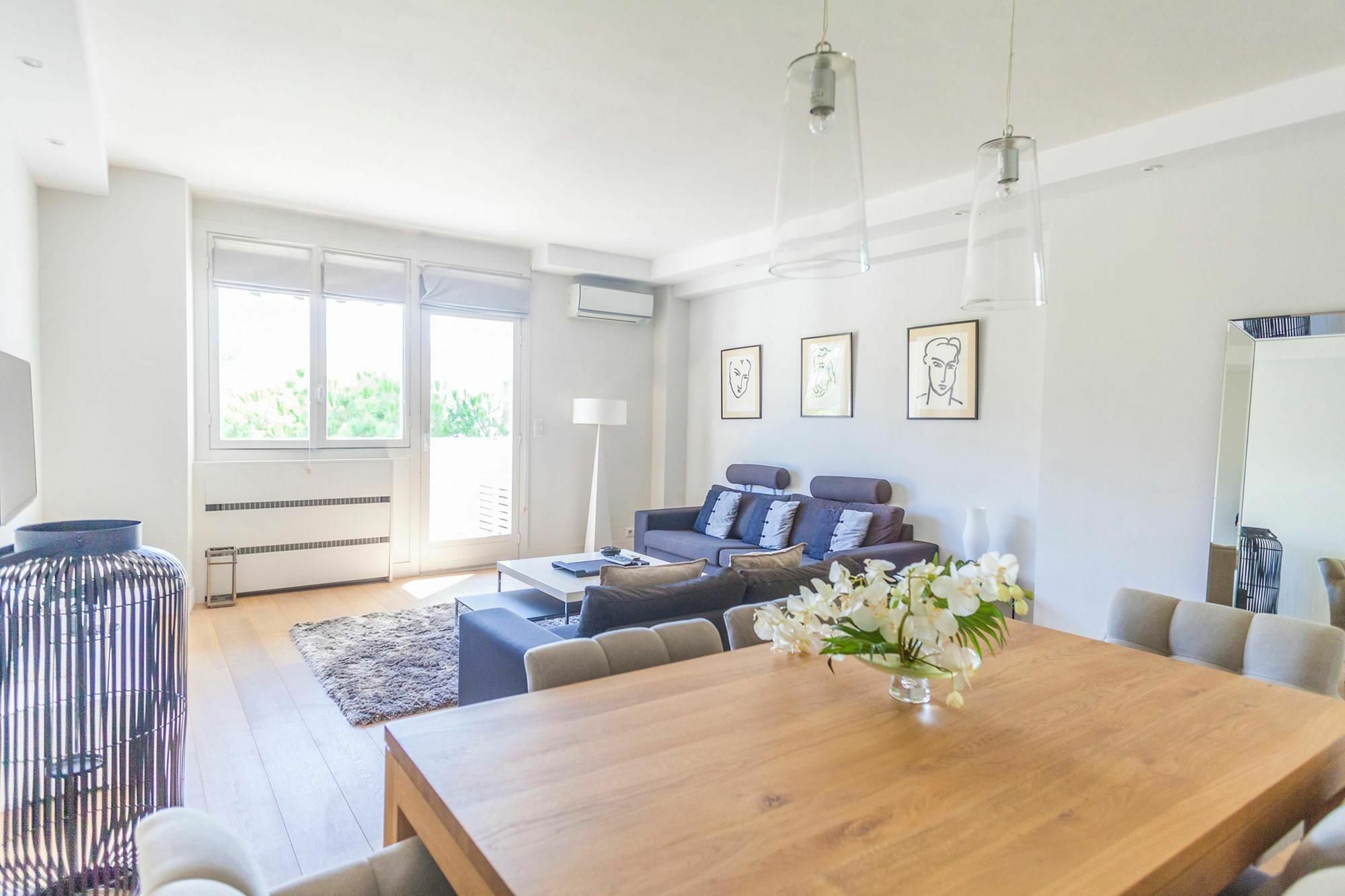 Le Moliere - By Immogroom Apartamento